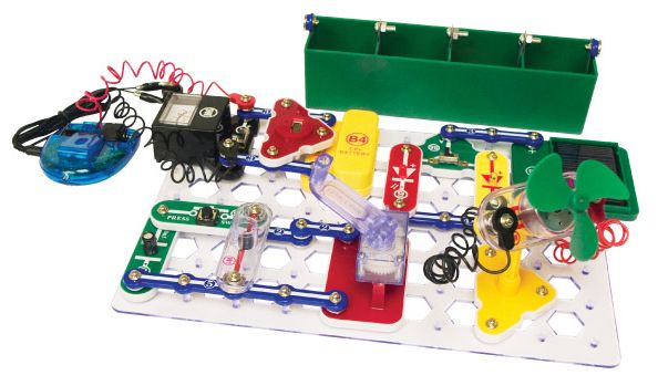 Holiday Tech Gifts for Kids: Snap Circuits Electronics Kit