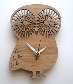 Wise owl clock - made from sustainable bamboo