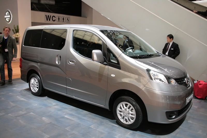 03-gen-09-nissan-nv200-live.jpg