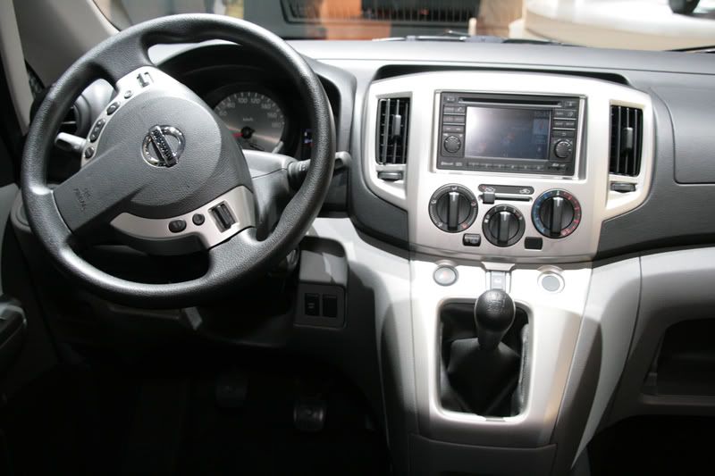 07-gen-09-nissan-nv200-live.jpg